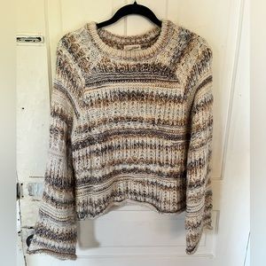 Universal Threads Sweater